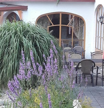 Hotel Garni Huegellandhof Neuhaus am Klausenbach Exterior foto